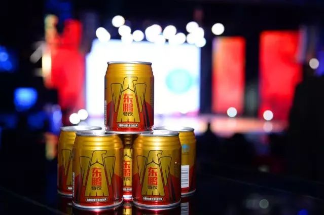 东鹏特饮乐虎红牛哪个提神,红牛乐虎东鹏特饮的区别