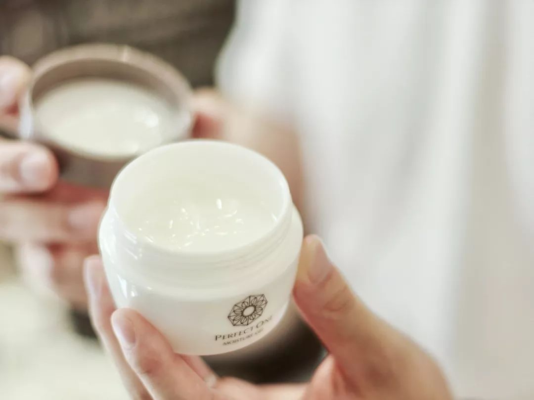 热卖500瓶的面霜专治断崖式变老,超级温和的修护面霜