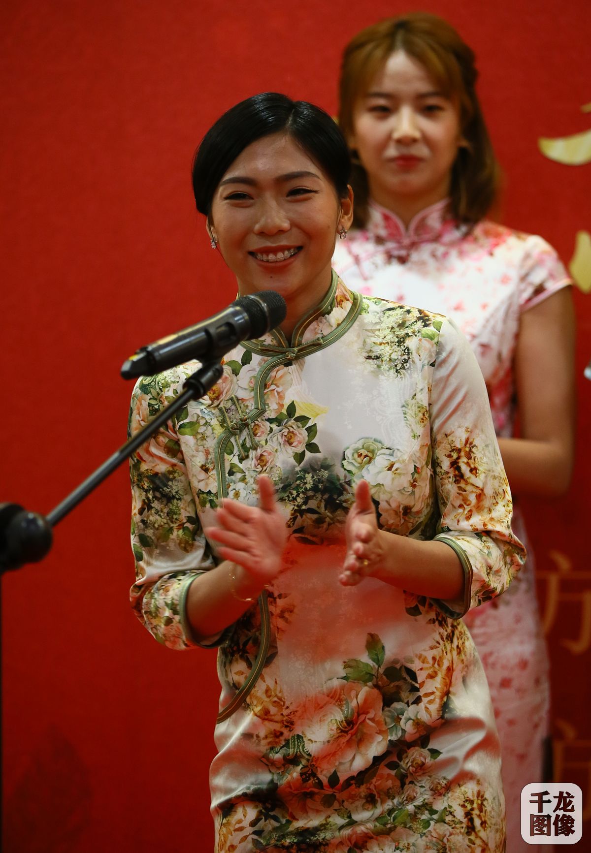 铿锵女足魅力绽放,铿锵玫瑰中国奥运女足