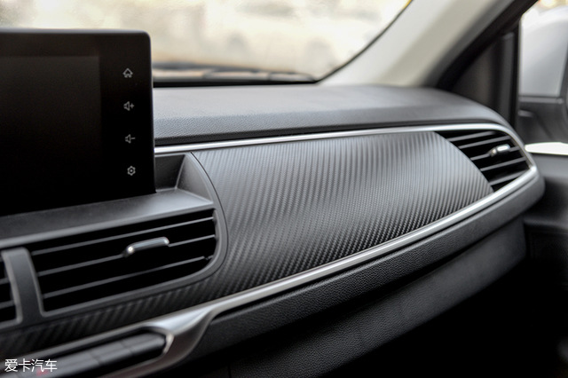 解禁的大玩具爱卡试驾长城皮卡风骏7