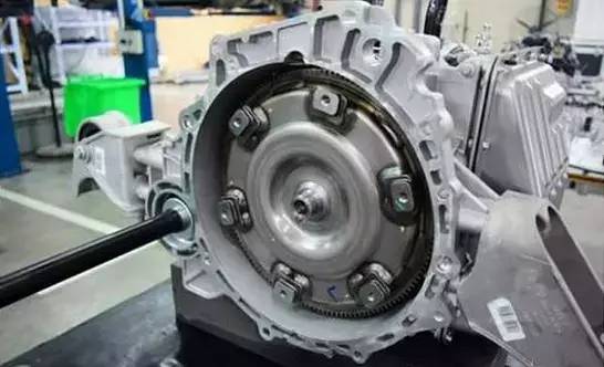 随便更换变速箱油有什么危害,换错变速箱油导致变速箱报废