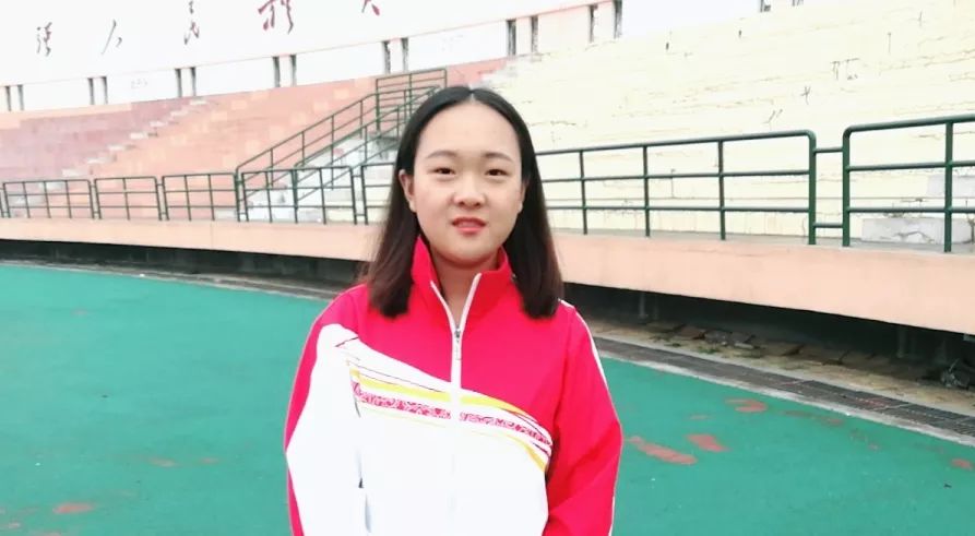 青岛市中学生田径运动会100米冠军,青岛农业大学运动会标枪