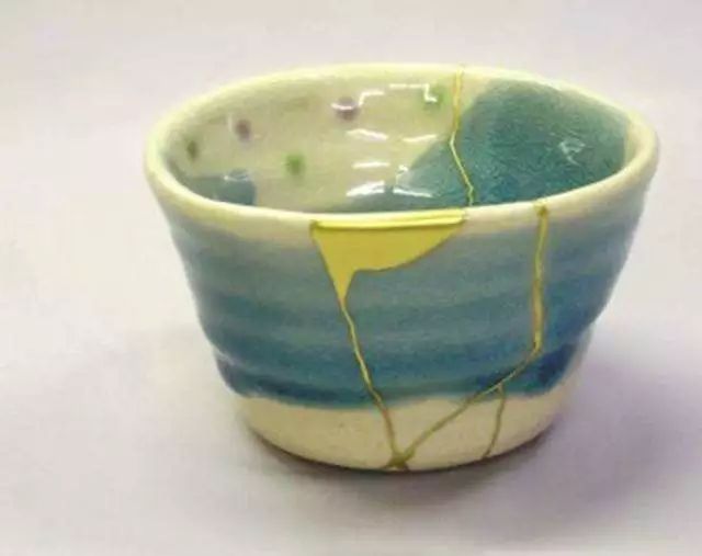 打补丁的衣服价值一两万！现在的时尚真是越来越难懂了