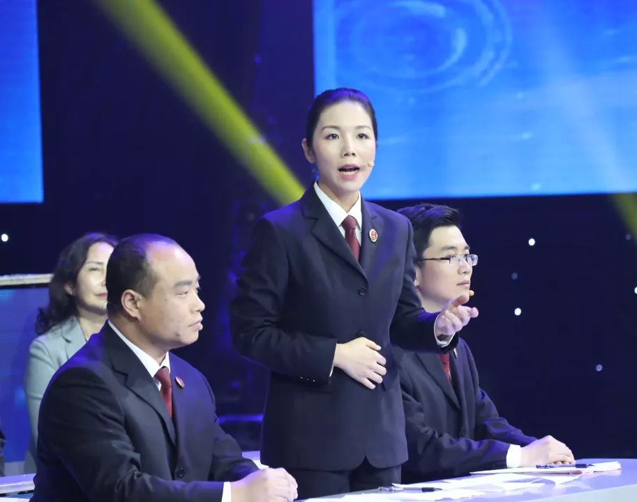 郑州检察院十佳公诉人,点赞我院干警获十佳公诉人