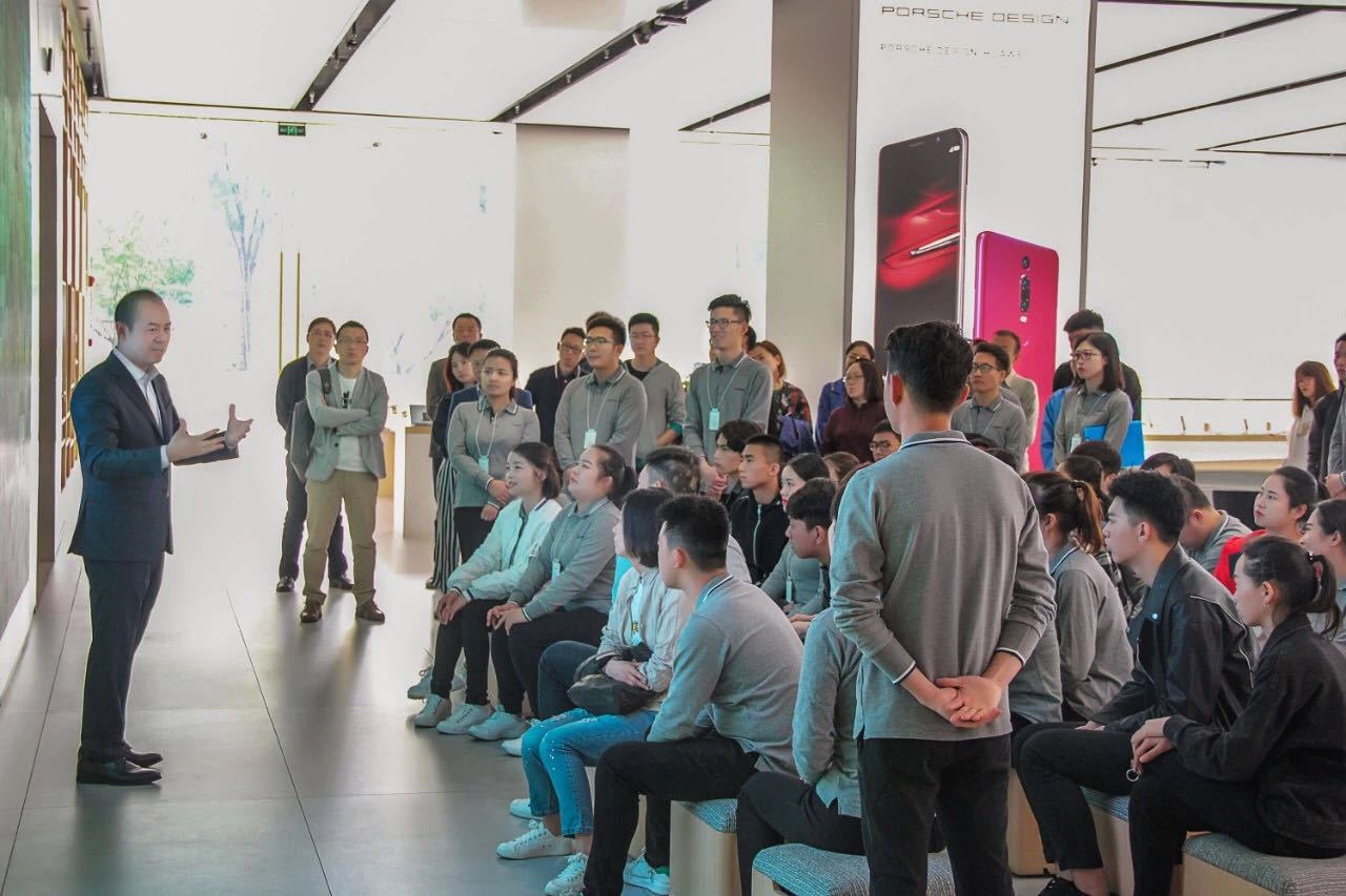 华为崛起mate7,华为mate7崛起之路