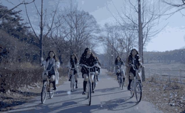 护膝保暖老寒腿自发热磁疗,自发热护膝磁石