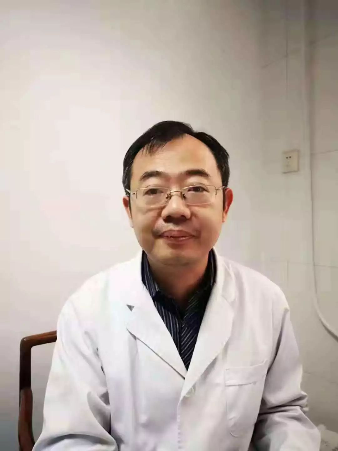 北京*013院医**临床医学博士后、中国中医科学院副主任医师周辉11月28日坐诊夏邑二院