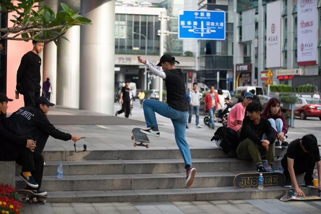 沸点滑板梦想季4.0再度起航-首日活动滑手遭遇保安连环驱赶！