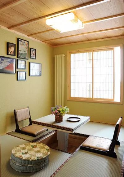 小户型榻榻米定做价格多少,小户型榻榻米做多大合适