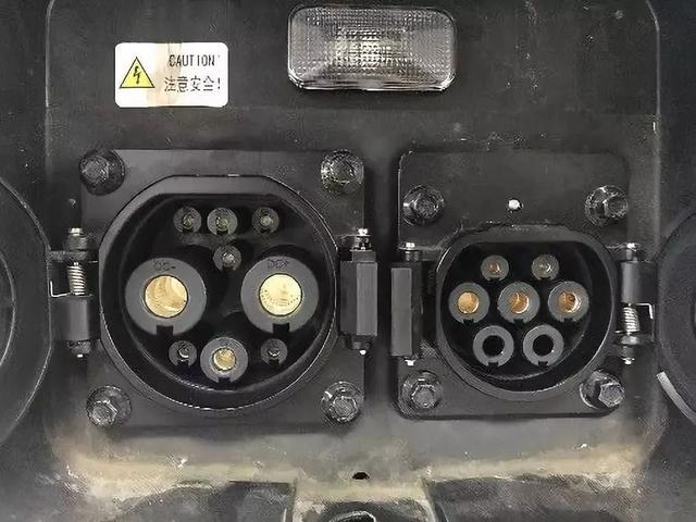 电动汽车车载充电机为什么容易坏,电动汽车有车载充电吗