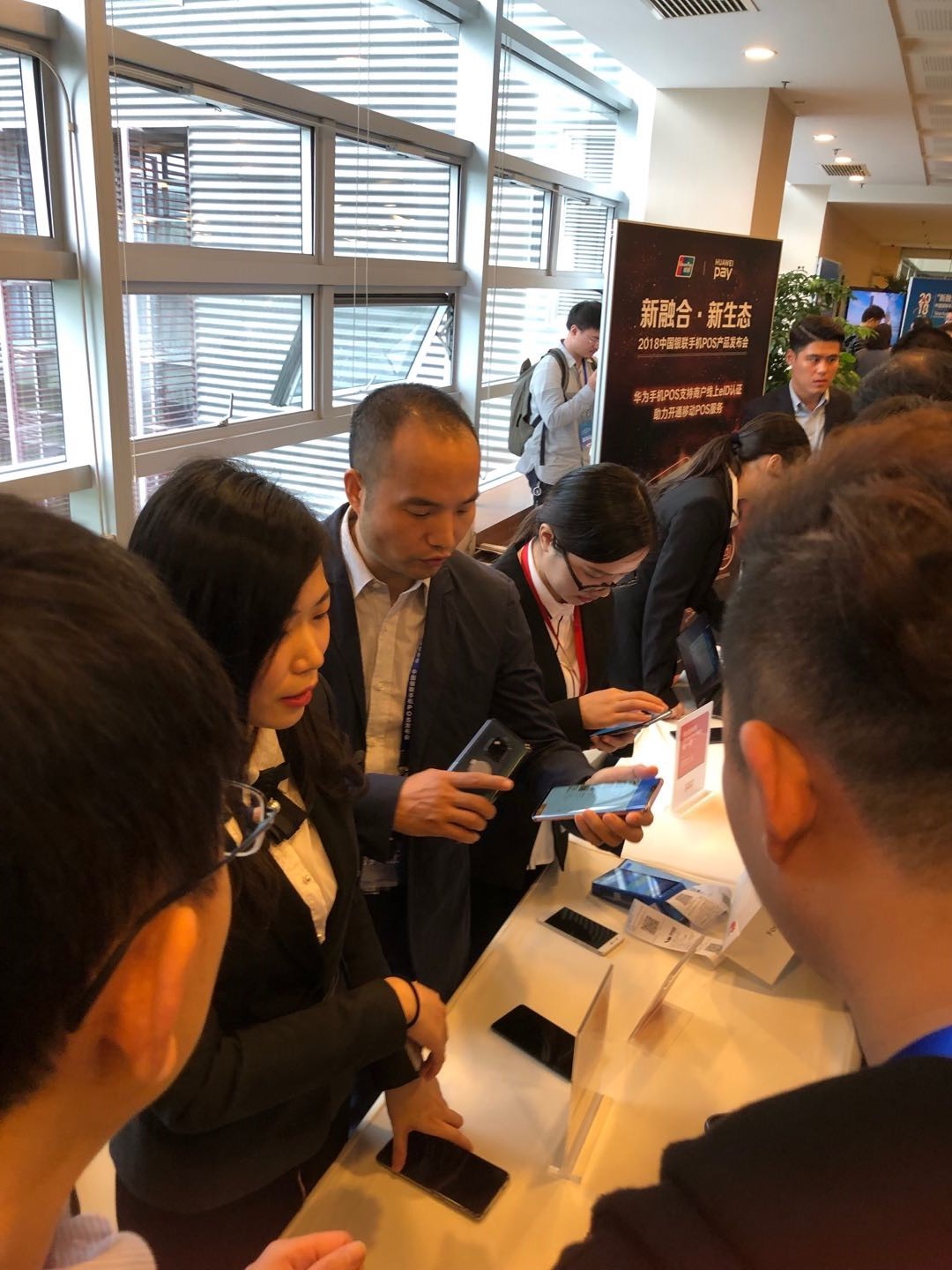 华为与银联合作将代替微信支付,华为支付与银联云闪付融合