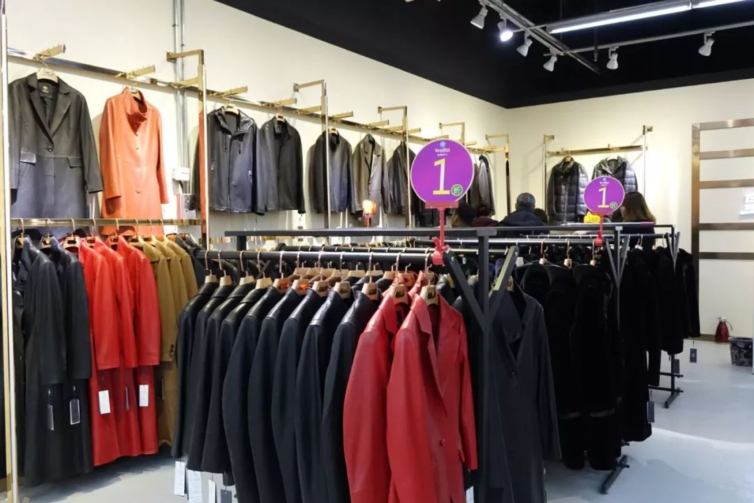 羊绒披肩围巾99元,桑蚕丝围巾199元