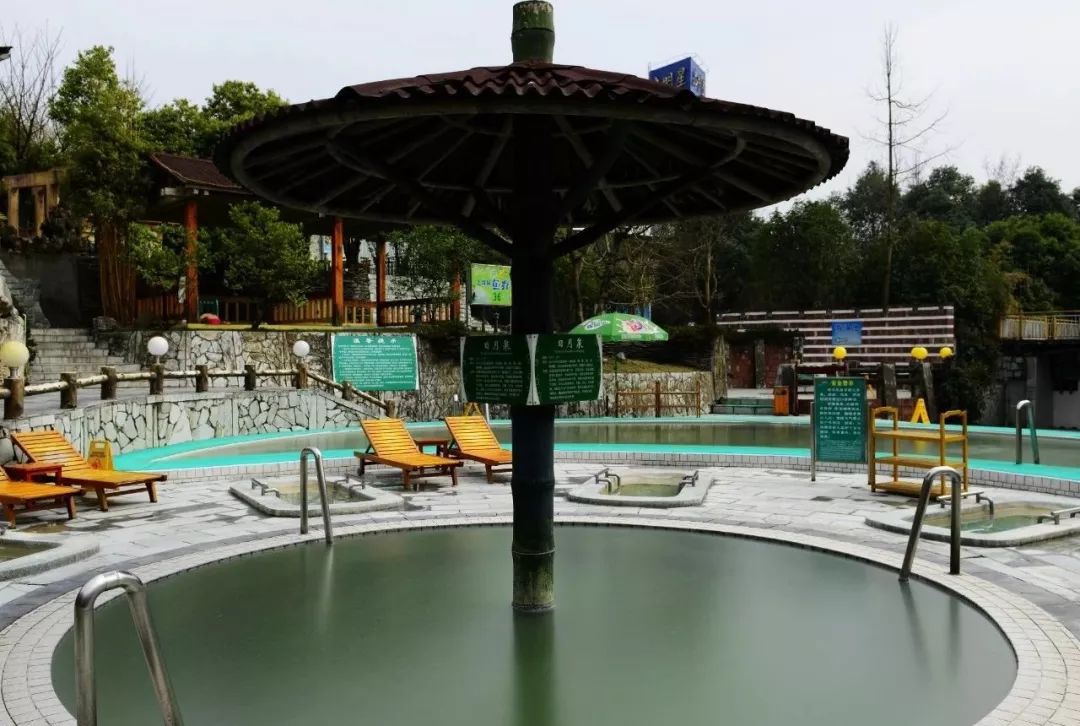 罗浮山温泉冬季,冬已至寻一处温泉享一池温暖