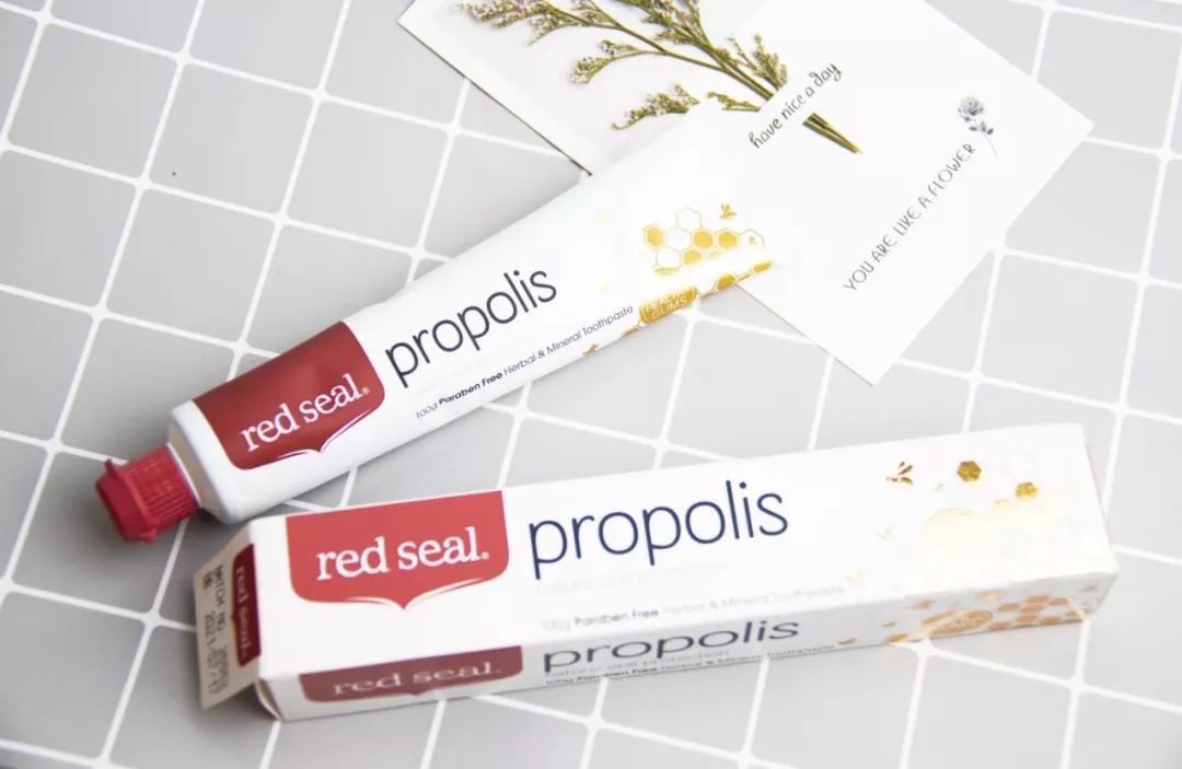 花了一万元做牙齿很难看,牙齿美白真正有用的牙膏