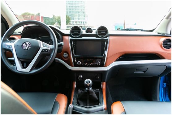 郑州日产锐骐6汽车测评,锐骐6皮卡房车试驾视频