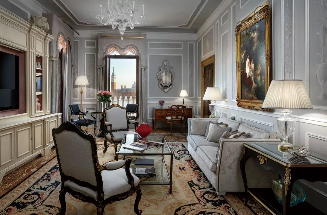 濞佸凹鏂殑瀹,鍦ㄥ▉灏兼柉鐏甸瓊婕