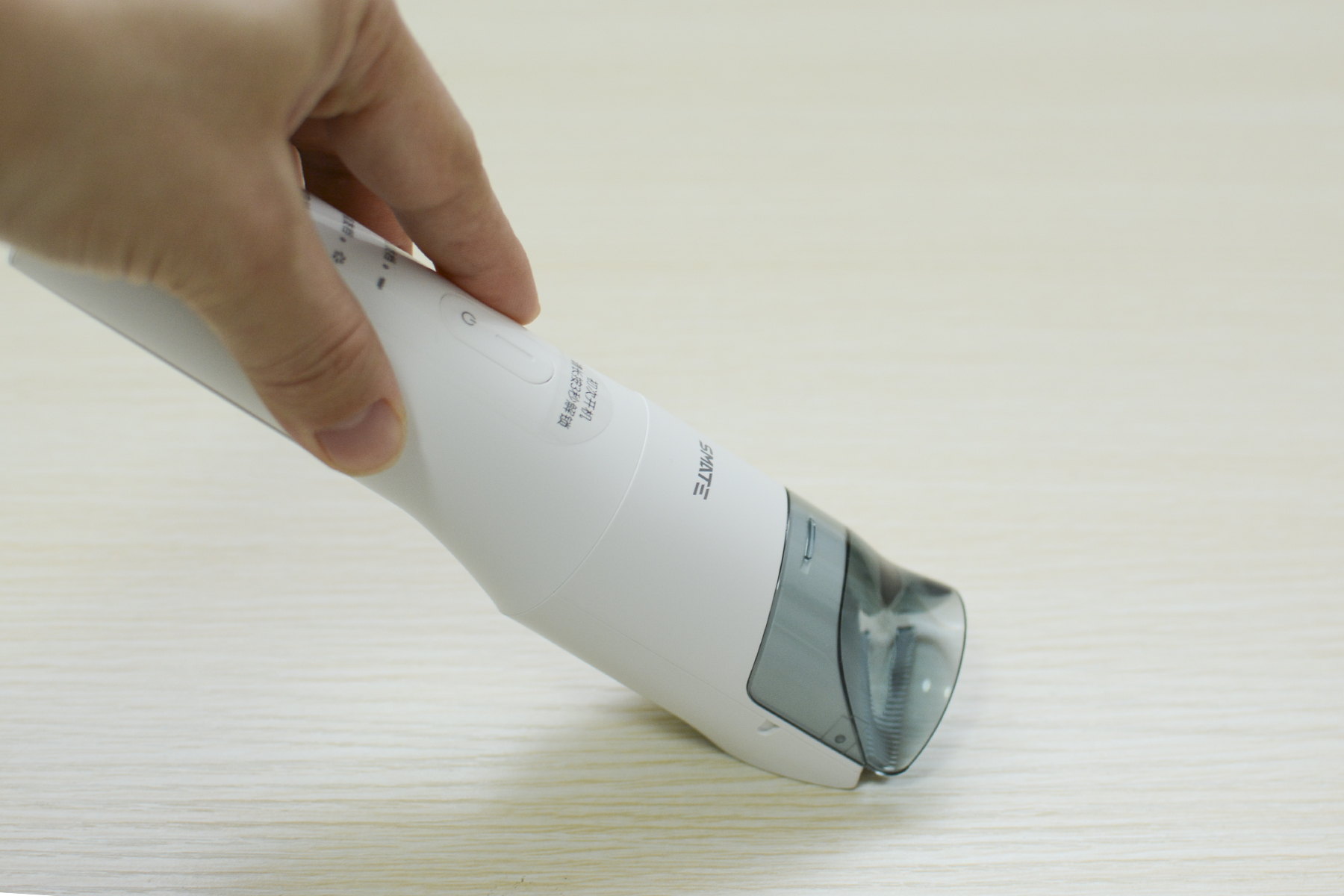 儿童理发器吸发超静音成人可用,须眉电动剃毛器