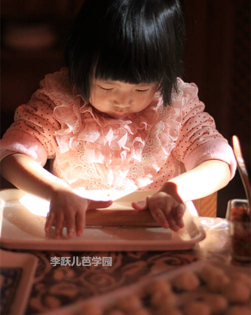 包饺子的故事幼儿园,包饺子课文幼儿园