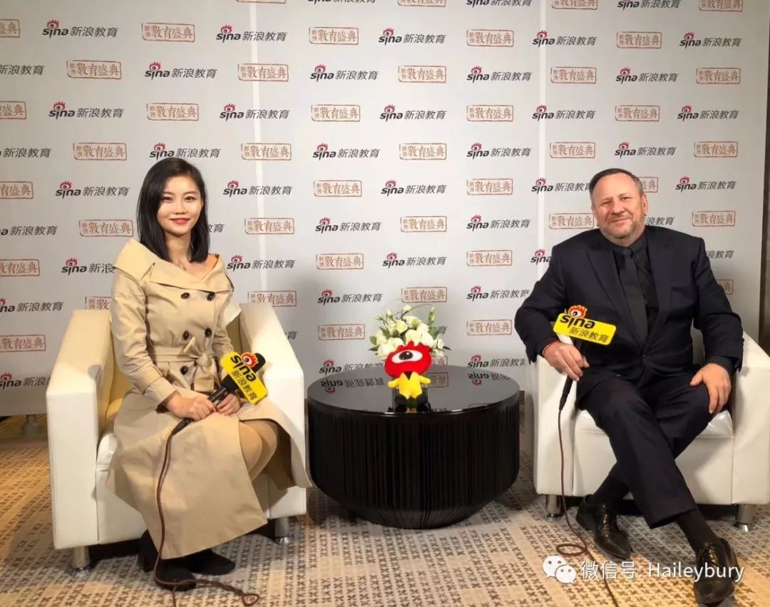 「双料殊荣」黑利伯瑞喜获新浪网“2018年度口碑影响力国际学校”和腾讯网“2018回响中国——中国国际学校数字品牌百强榜”