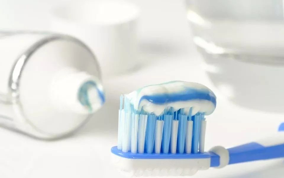 牙膏是贵的好还是便宜一点的好,牙膏真的越贵越好吗