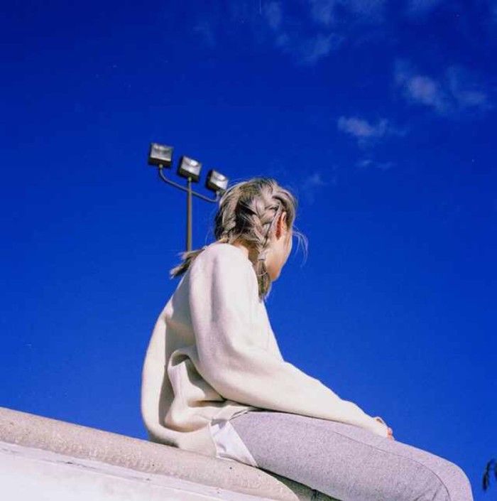 一个人不再主动发微信,成熟的人不发圈