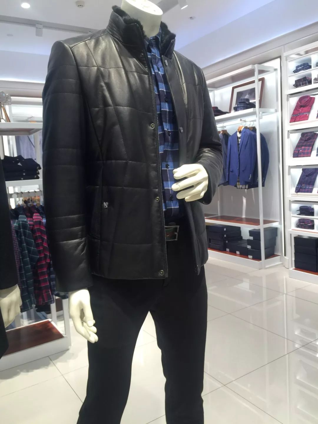 闺蜜刚回国晒朋友圈,气炸闺蜜视频