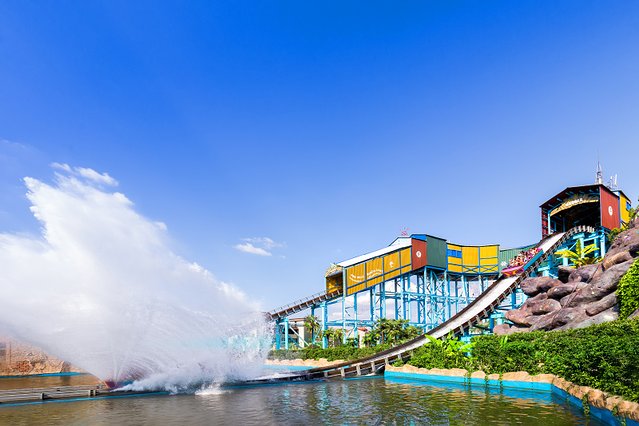 春节横店影视城门票价格表,横店影视城春节免费游玩