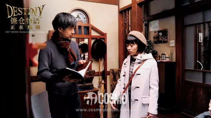 我没有年轻10岁的药，但马思纯这件“少女感”可以