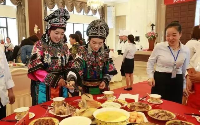 弥勒十大美食火锅,弥勒十大名菜图片