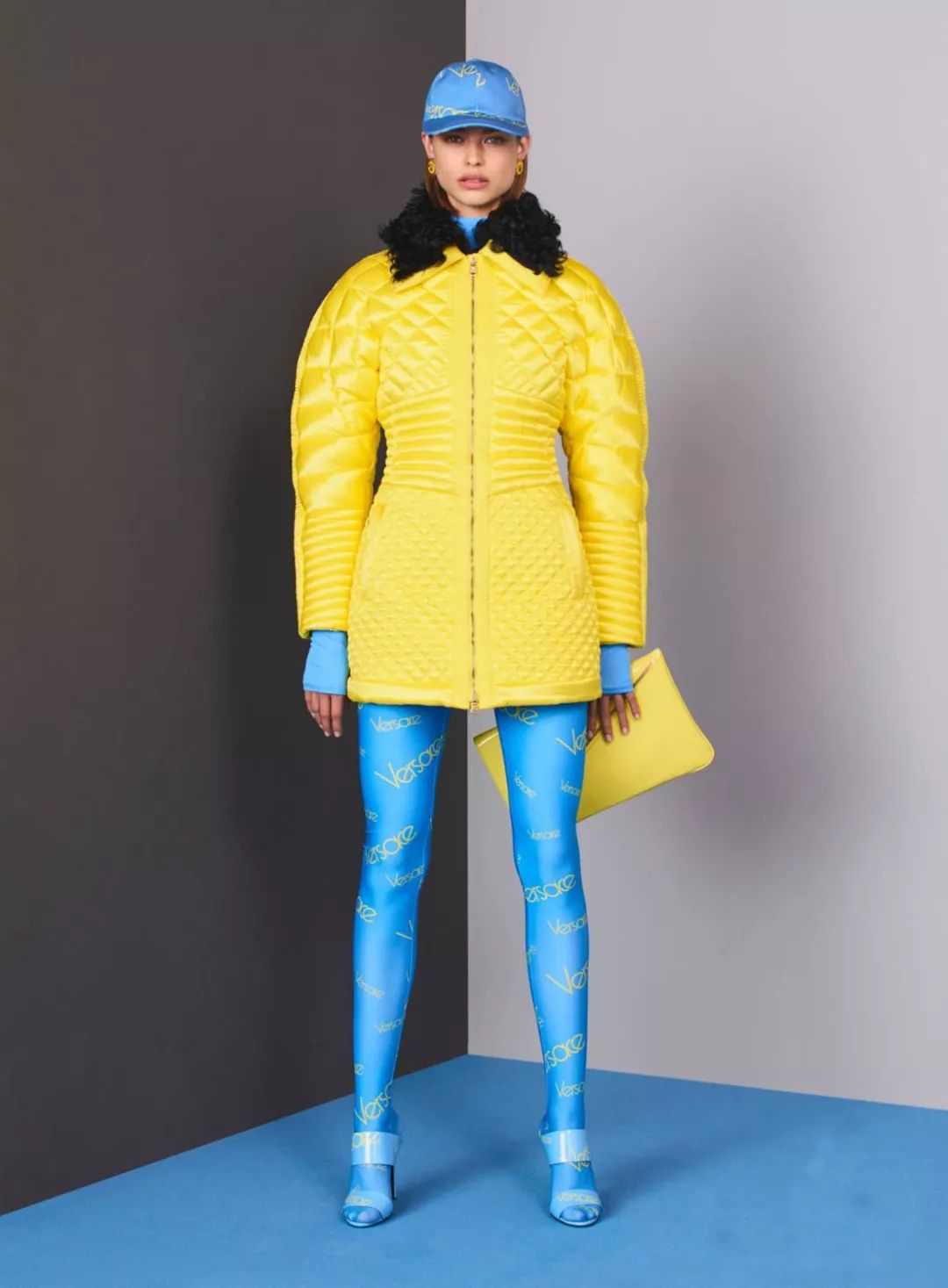 2024款最好看的滑雪服,90年代复古滑雪服