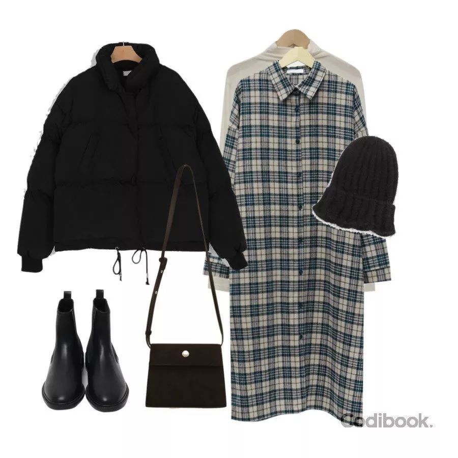 冬季黑色羽绒服高级配色,冬季好看的黑色羽绒服推荐