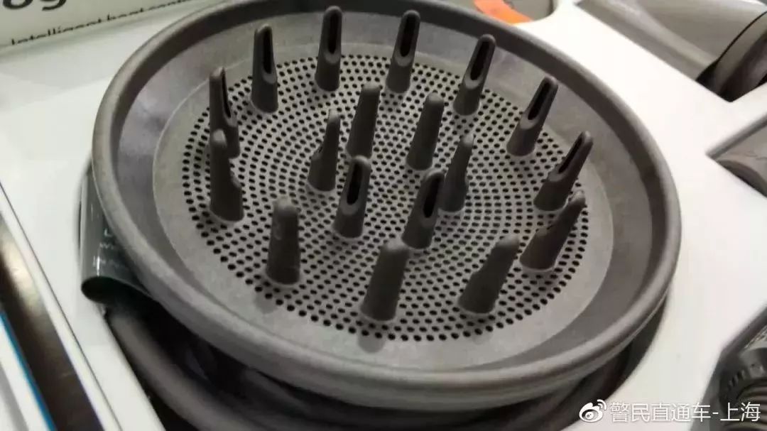 戴森吹风机真的跟假的有什么区别,假的戴森吹风机跟真的区别