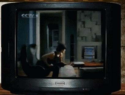 这些如果都看过你已经不再年轻了！周二下午的电视3碟连放的新科VCD……