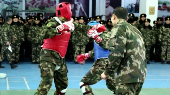 熄灯号丨一直想战胜你，却在不经意间复制了你