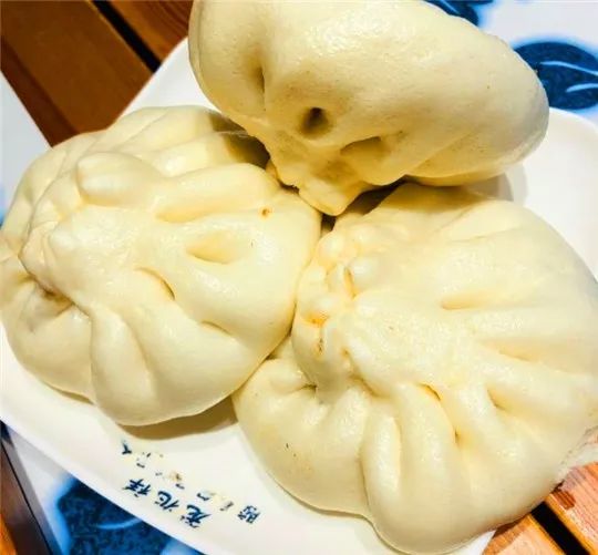 大连金州好吃的发面包子,大连好吃的小笼包子推荐
