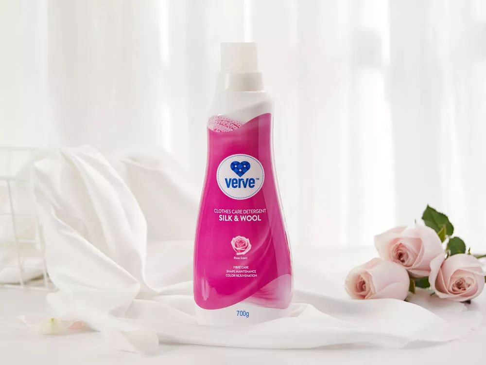 用洗衣液洗衣服最干净的方法,去除衣服毛絮的洗衣液