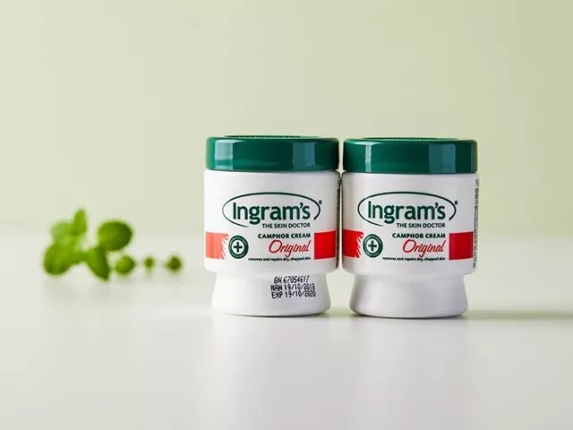 冬天干燥脚后跟干裂又起皮怎么办,冬天脚后跟干裂买什么涂