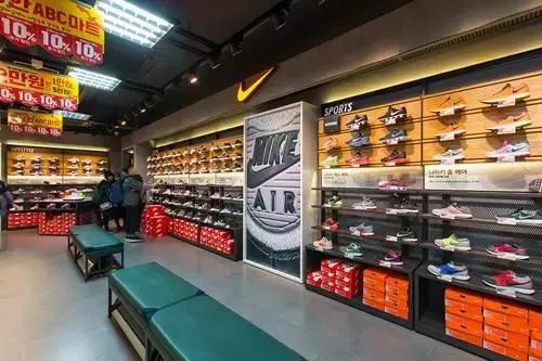 平湖品牌特价鞋,深圳平湖品牌特价鞋