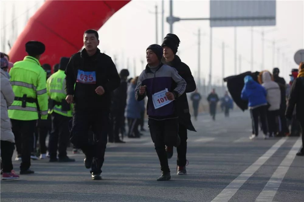 「文体活动」尉犁县举办2019年“迎新春”千人万米冬季长跑比赛