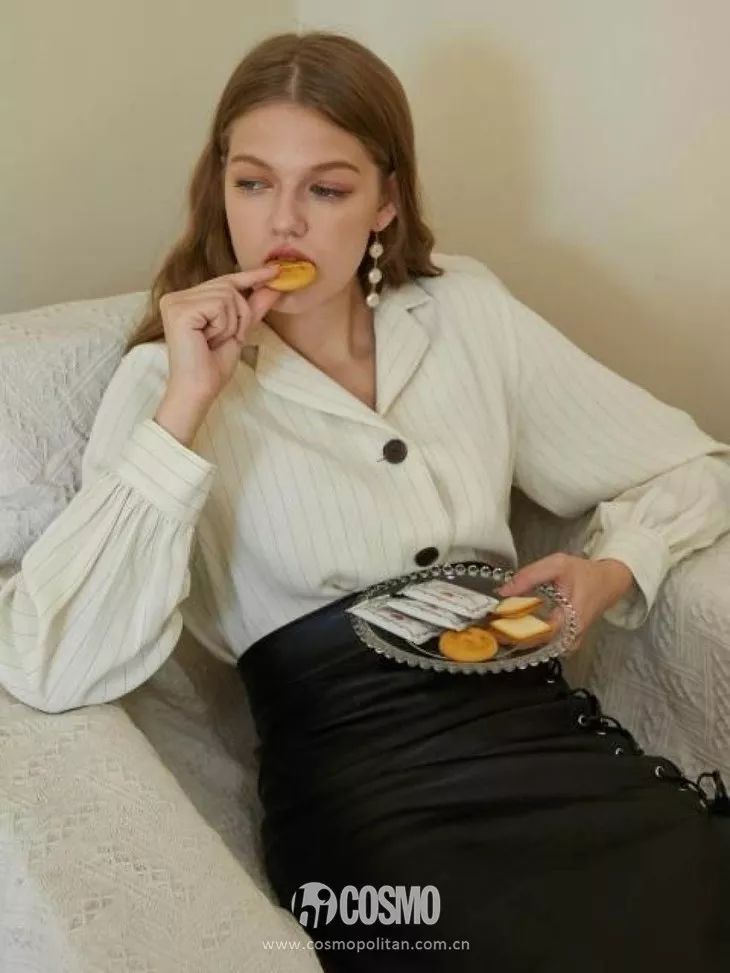 你喜欢的韩剧穿搭,朴信惠的穿搭