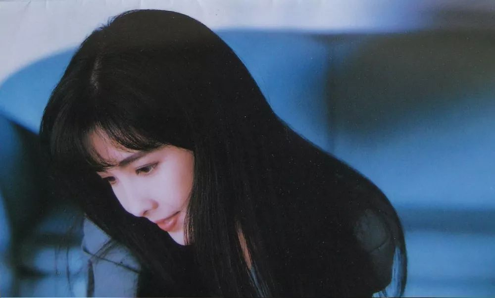 疯狂掉头发发际线后移,疯狂掉头发头发变得稀疏