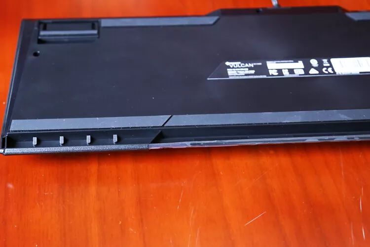 感受工匠精神——德国冰豹Vulcan120Aimo机械键盘开箱