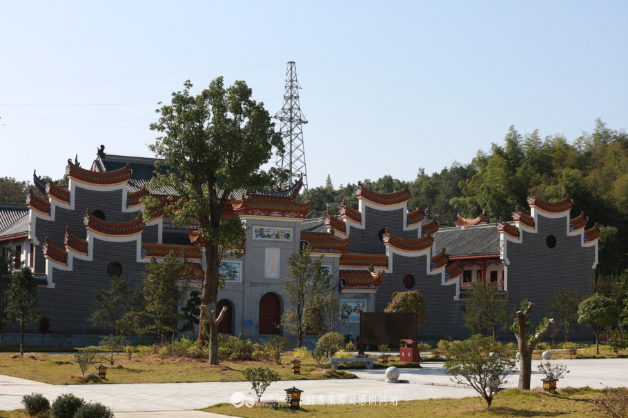 心中都要有属于自己的桃花源,我们终将抵达自己的桃花源