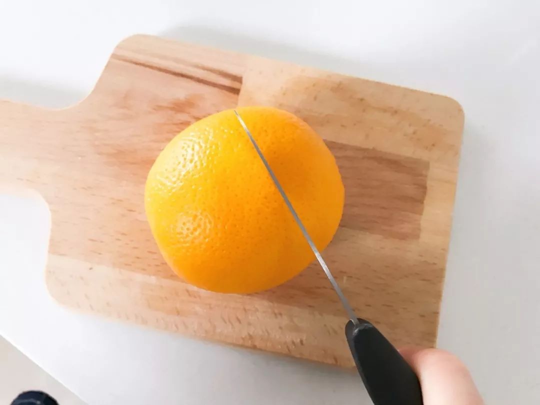 橙子止咳饭前还是饭后吃,橙子止咳嗽最有效的方法怎么吃