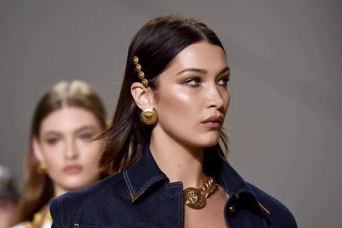 我最近|不戴Bra都没关系,不戴发夹不能出门……