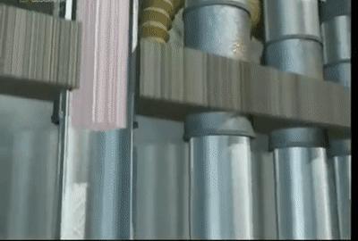 为什么塑料瓶可以卖钱,塑料瓶和塑料袋能做衣服用吗