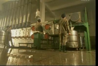 塑料瓶可以制成衣服吗,塑料瓶能做什么衣服卖