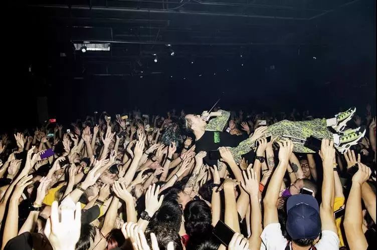 PUMAxSANKUANZ——趴体里最闪亮的仔！