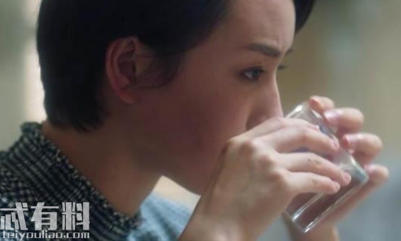 独家记忆薛桐最后和谁一起,独家记忆薛桐醉酒