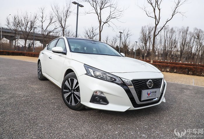 全新天籁2.0l悦享版试驾,全新天籁2.0l深度测评